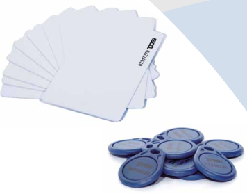 [TD-4262-0247] TDSI Badge proximité format carte bancaire avec piste ISO non encodée